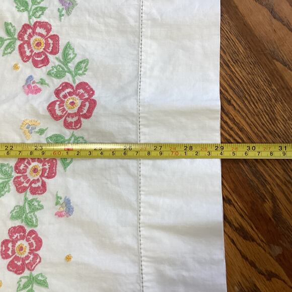 Single Pillowcase Handmade Floral Needlepoint Embroidered 18x29 Vintage Case - Picture 5 of 10